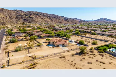 8828 S 16th Street, Phoenix, AZ 85042 - Photo 3