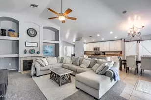 7435 W Trails Dr, Glendale, AZ 85308 - Photo 3