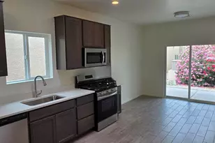 307 S Meadowood Ln, Sierra Vista, AZ 85635 - Photo 7