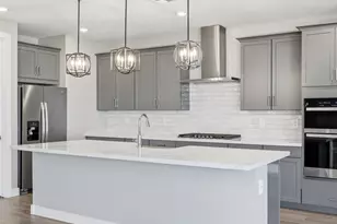 15918 W El Cortez Pl, Surprise, AZ 85387 - Photo 5