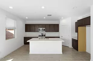 25204 N 165th Ln, Surprise, AZ 85387 - Photo 5