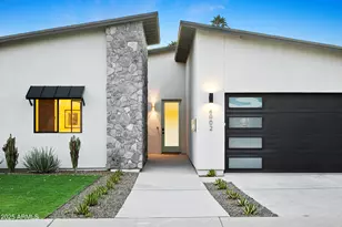 4002 N 33rd Pl, Phoenix, AZ 85018 - Photo 3