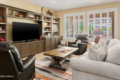 18634 N Paloma Court, Surprise, AZ 85387 - Photo 5