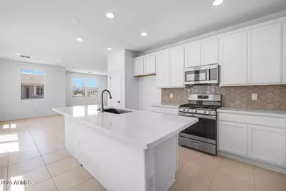 14669 W Sand Hills Road, Surprise, AZ 85387 - Photo 9