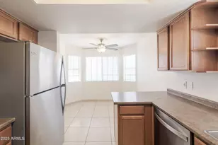 925 S Longmore, Mesa, AZ 85202 - Photo 5