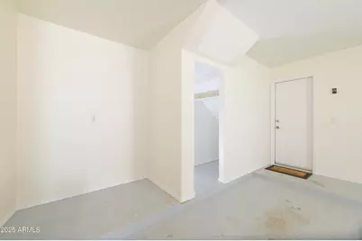 5749 S 21st Terrace, Phoenix, AZ 85040 - Photo 17