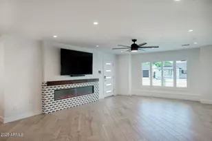 8318 E Sells Dr, Scottsdale, AZ 85251 - Photo 3