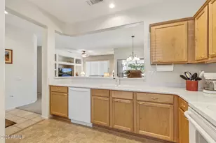 16412 W Peppertree Ct, Surprise, AZ 85387 - Photo 23