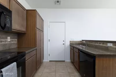 451 S Hawes Road #53, Mesa, AZ 85208 - Photo 11