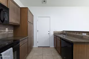 451 S Hawes Rd, Mesa, AZ 85208 - Photo 11