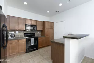 451 S Hawes Rd, Mesa, AZ 85208 - Photo 9