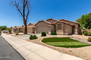 42458 W Desert Fairways Dr, Maricopa, AZ 85138 - Photo 3