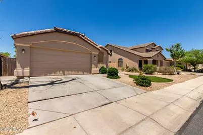 42458 W Desert Fairways Drive, Maricopa, AZ 85138 - Photo 5