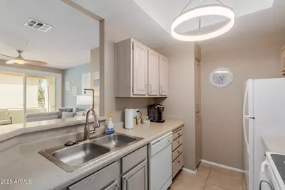 11375 E Sahuaro Drive #2015, Scottsdale, AZ 85259 - Photo 9