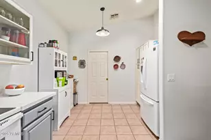 7031 S 32nd Pl, Phoenix, AZ 85042 - Photo 13