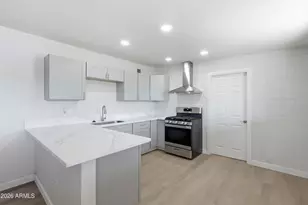 3914 W Palm Ln, Phoenix, AZ 85009 - Photo 3