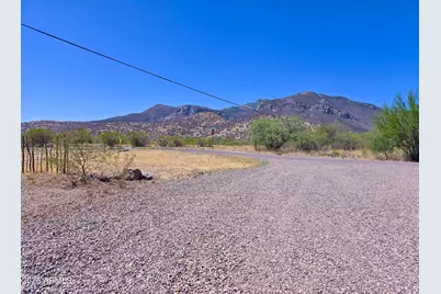 5693 S Calle Metate Boulevard, Sierra Vista, AZ 85650 - Photo 7