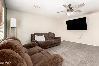 3049 W Santa Cruz Avenue, San Tan Valley, AZ 85144 - Photo 5