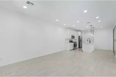 2811 N Claire Drive, Buckeye, AZ 85396 - Photo 9