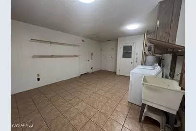 10045 W Coggins Drive, Sun City, AZ 85351 - Photo 15