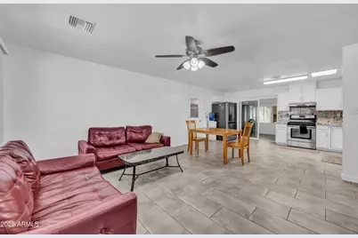 11025 W Cherry Hills Drive W, Sun City, AZ 85351 - Photo 3