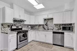 11025 W Cherry Hills Drive West, Sun City, AZ 85351 - Photo 7