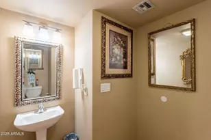 15211 N 89th Ave, Peoria, AZ 85381 - Photo 13