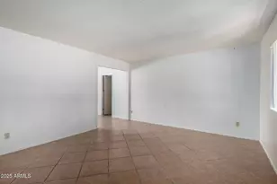 230 E Fairmont Dr, Tempe, AZ 85282 - Photo 11