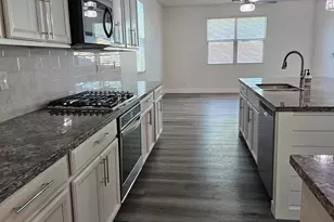 7321 N 123rd Dr, Glendale, AZ 85307 - Photo 13