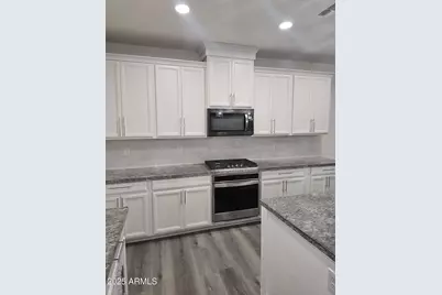 7321 N 123rd Drive, Glendale, AZ 85307 - Photo 11