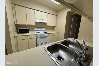 1814 W Village, Tempe, AZ 85282 - Photo 11