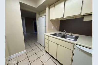 1814 W Village, Tempe, AZ 85282 - Photo 9