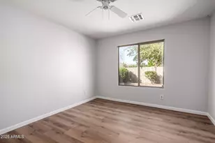 1642 E Desert Ln, Phoenix, AZ 85042 - Photo 13