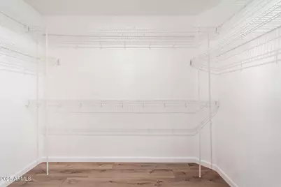 1642 E Desert Lane, Phoenix, AZ 85042 - Photo 9