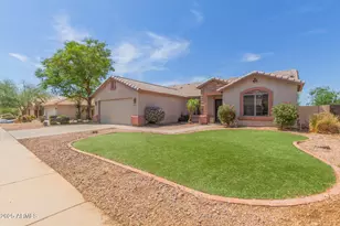 1642 E Desert Ln, Phoenix, AZ 85042 - Photo 1