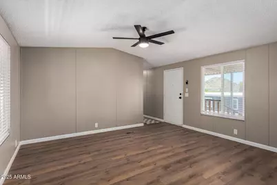 12811 N 19th Place, Phoenix, AZ 85022 - Photo 11