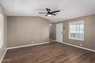 12811 N 19th Pl, Phoenix, AZ 85022 - Photo 11