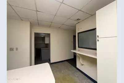 8233 W Indian School Road, Phoenix, AZ 85033 - Photo 15