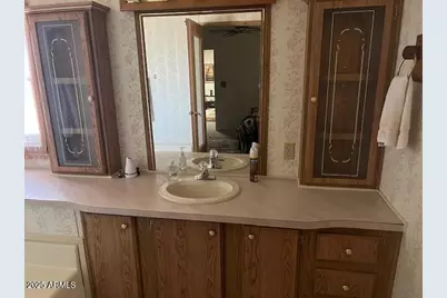 725 W Smoketree Road, Wickenburg, AZ 85390 - Photo 9