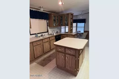 725 W Smoketree Road, Wickenburg, AZ 85390 - Photo 5