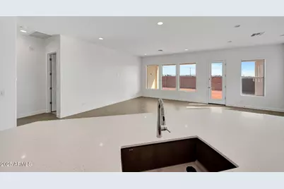 36045 N Barrel Aged Drive, San Tan Valley, AZ 85140 - Photo 5