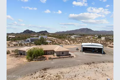 48235 N 513th, Aguila, AZ 85320 - Photo 1