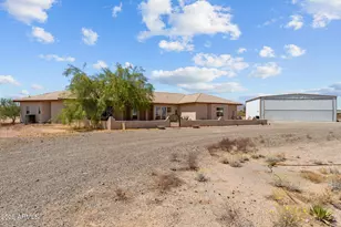 48235 N 513th Ave, Aguila, AZ 85320 - Photo 9
