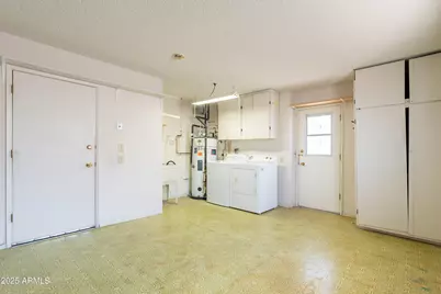 10514 W Willowcreek Circle, Sun City, AZ 85373 - Photo 29