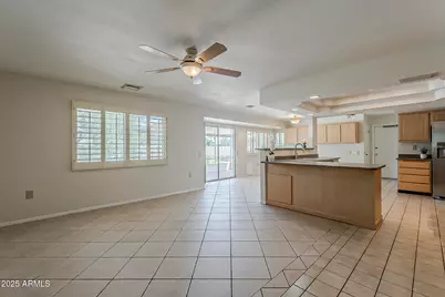 10514 W Willowcreek Circle, Sun City, AZ 85373 - Photo 15