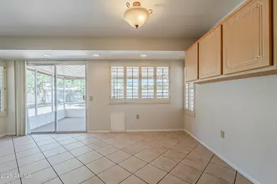 10514 W Willowcreek Circle, Sun City, AZ 85373 - Photo 17