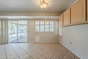 10514 W Willowcreek Circle, Sun City, AZ 85373 - Photo 17