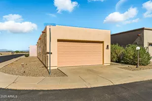 231 S Clubhouse Ln, Sierra Vista, AZ 85635 - Photo 9