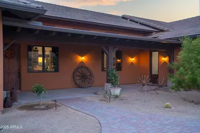 837 W Bralliar Road, Wickenburg, AZ 85390 - Photo 9