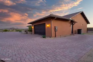 837 W Bralliar Rd, Wickenburg, AZ 85390 - Photo 5